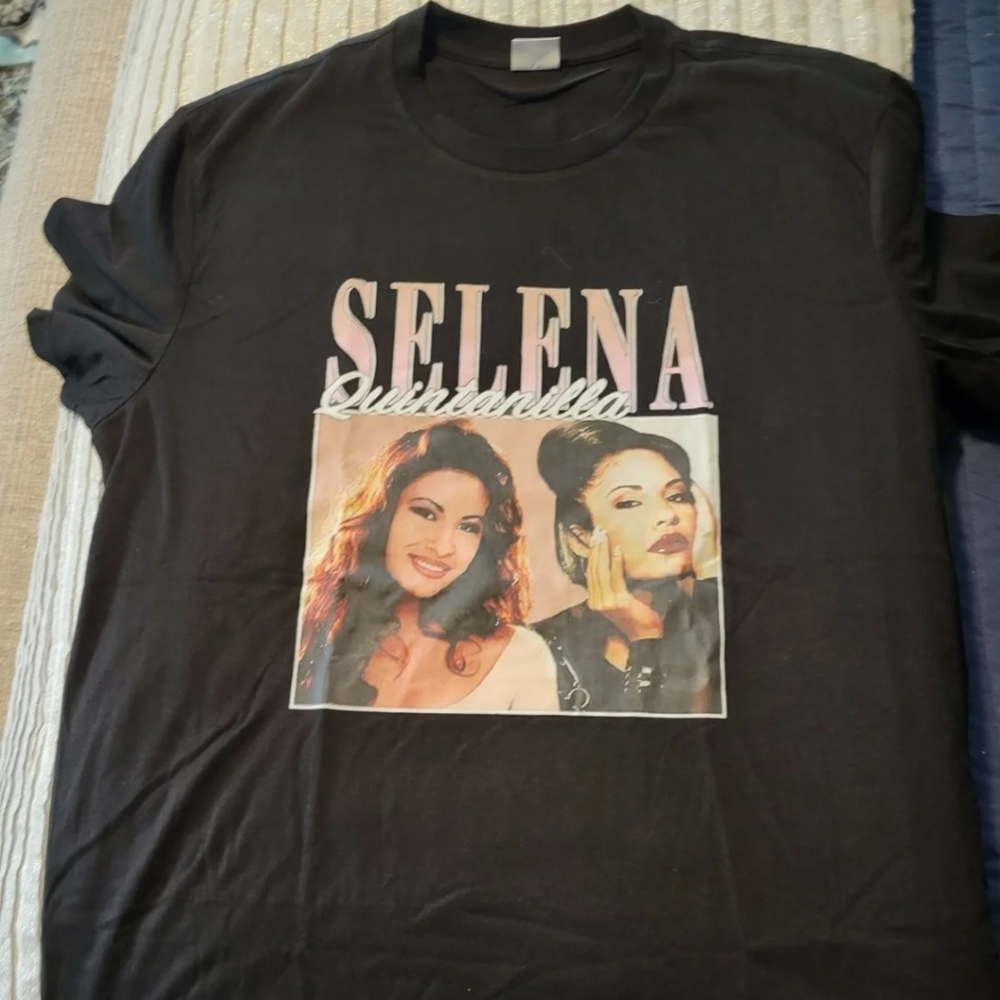 NWOT MEN'S SELENA SHIRT SIZE XL
